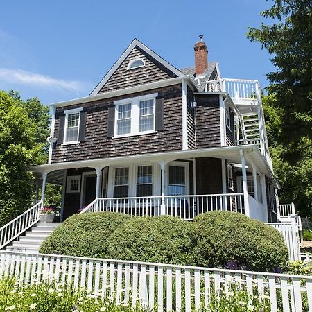 Crocker House Inn バインヤード・ヘブン エクステリア 写真